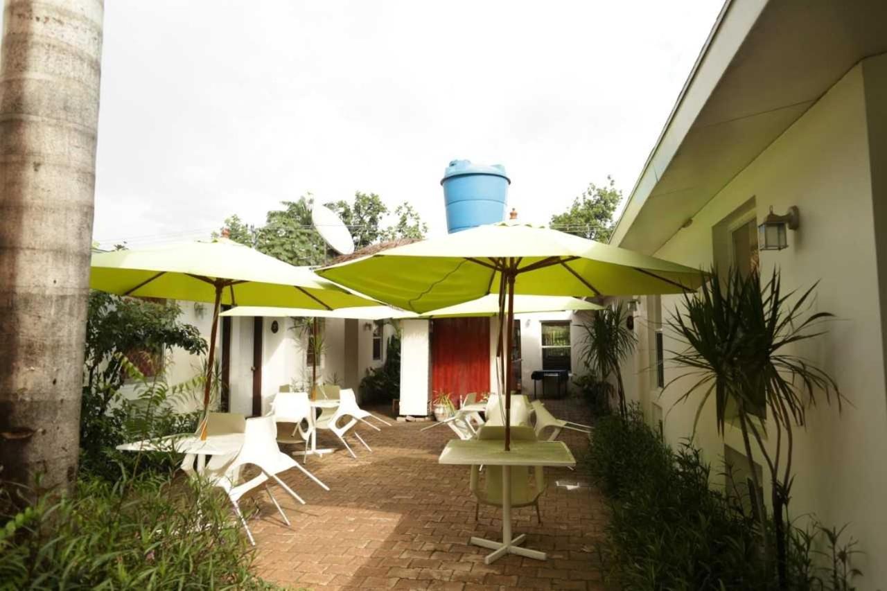 Arawak Hotel Leogane Exteriör bild